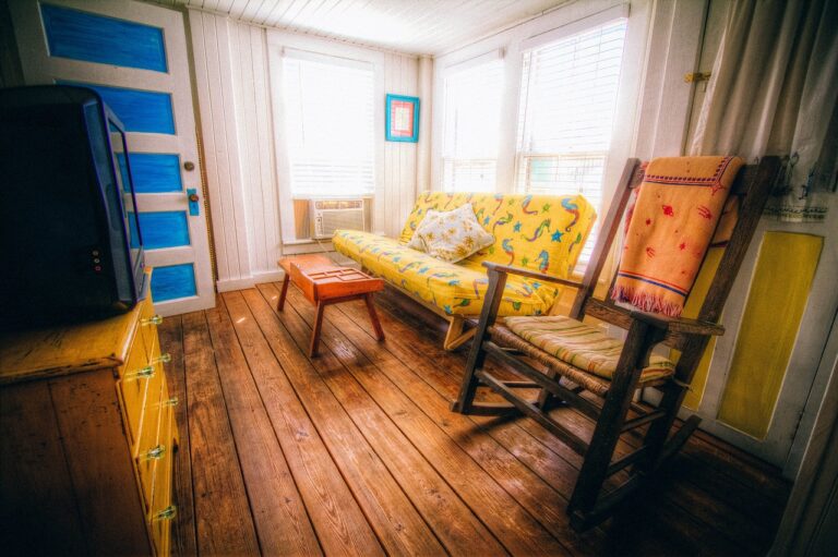 Designing a Multi-Functional Home Office Space